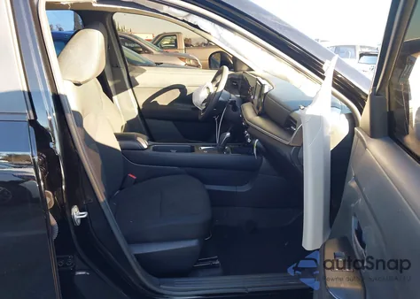 2025 Nissan Kicks S Intelligent Awd from USA, damaged, VIN 3N8AP6BB2SL321694